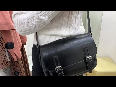 ❤️ Ëffentlech Masturbatioun vu jonke Bitch FeralBerry mat engem Dildo am Fittingsraum ❤️❌ Porno vk bei eis lb.full-porner.ru ﹏